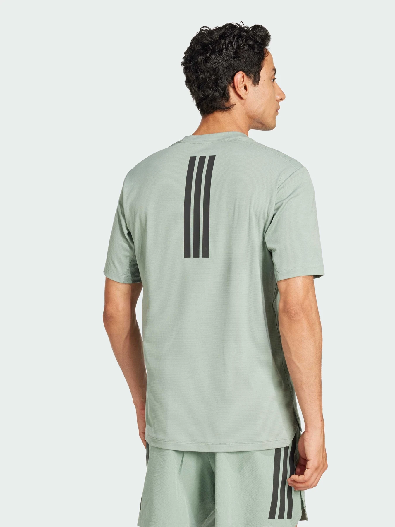 Футболки и поло Adidas 3 Stripes модель JI8214 Футболки и поло Adidas 3 Stripes модель JI8214 Фото