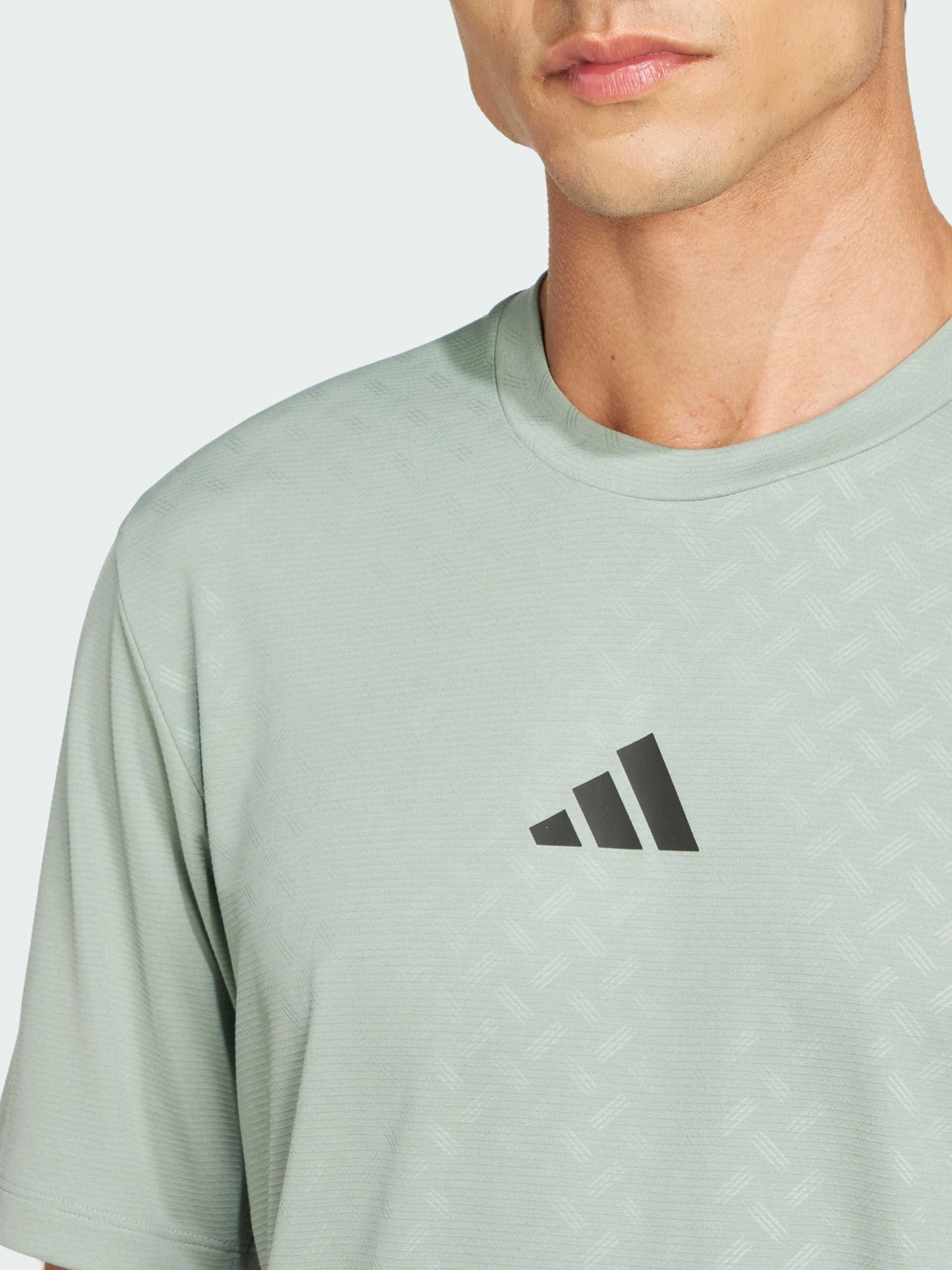 Футболки и поло Adidas 3 Stripes модель JI8214 Футболки и поло Adidas 3 Stripes модель JI8214 Фото
