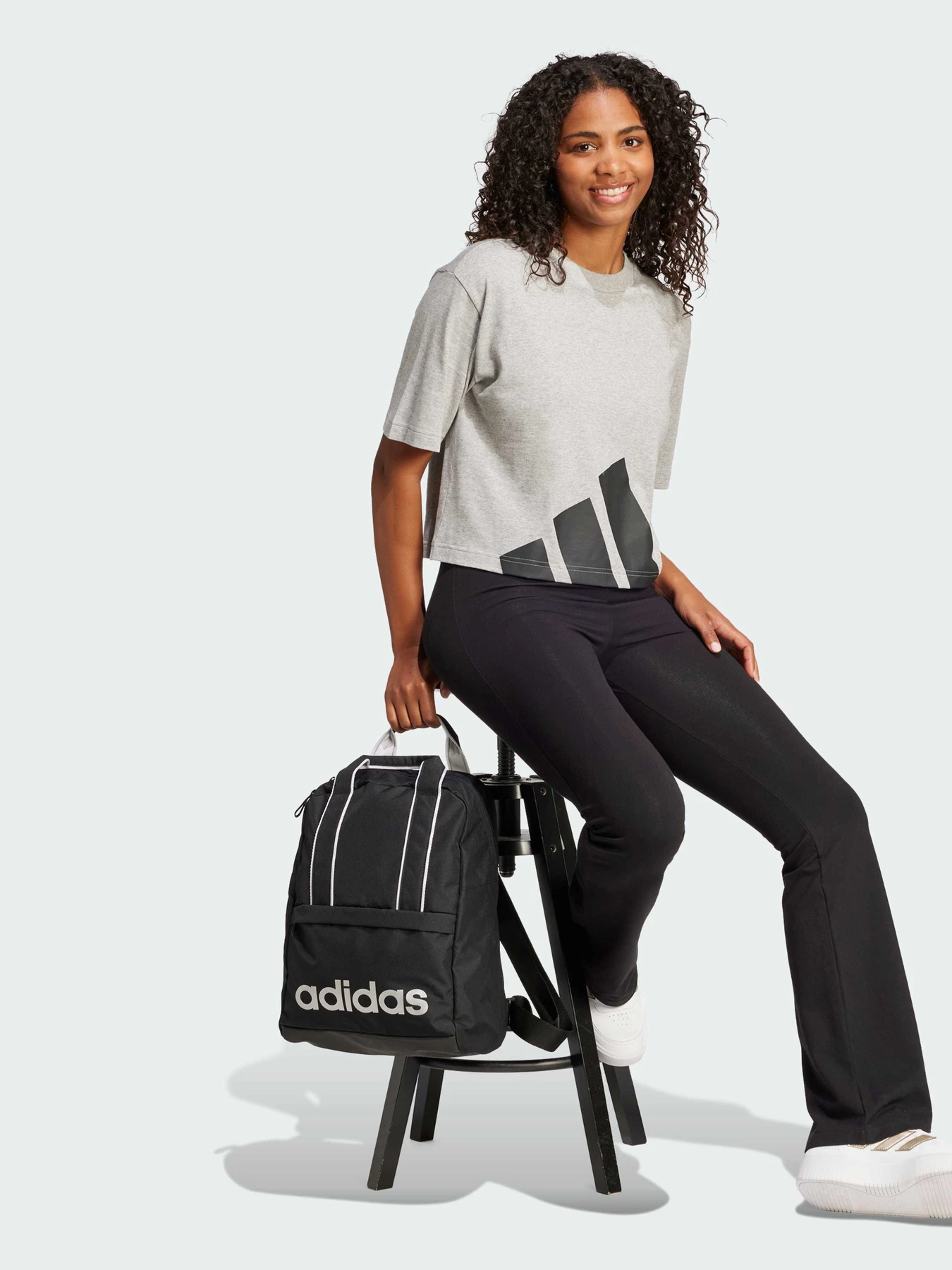 Футболки і поло Adidas модель JG8738 Футболки і поло Adidas модель JG8738 Фото