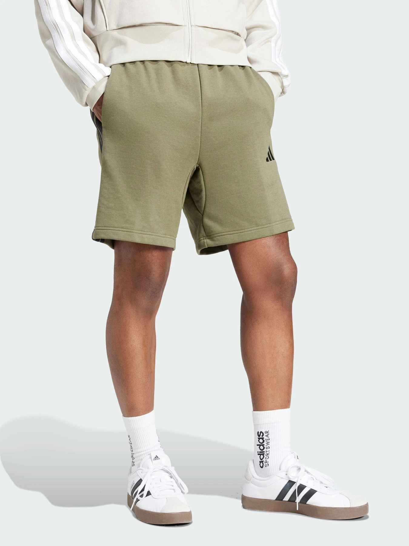 Шорты Adidas модель JE6416 Шорты Adidas модель JE6416 Фото