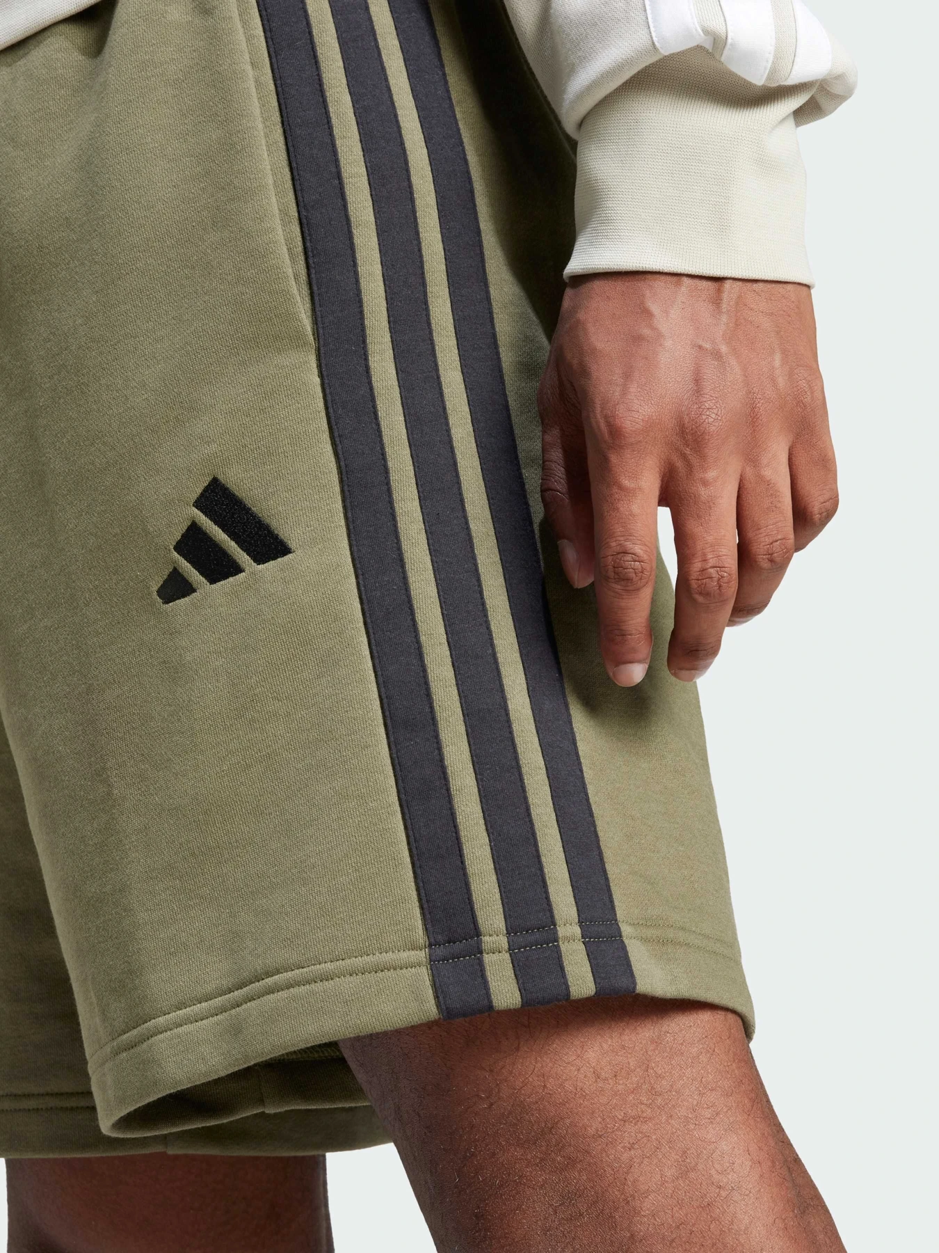 Шорты Adidas модель JE6416 Шорты Adidas модель JE6416 Фото