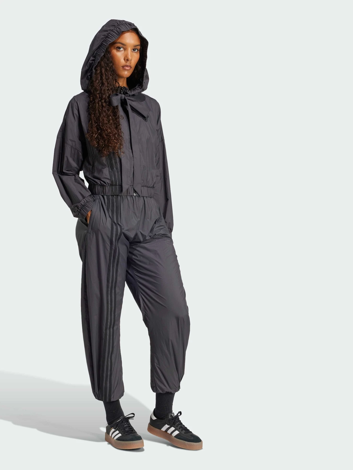 Куртки та дублянки Adidas модель JJ0905 Куртки та дублянки Adidas модель JJ0905 Фото