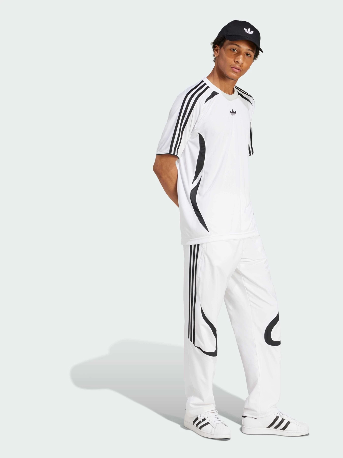 Футболки и поло Adidas Adicolor модель JP1113 Футболки и поло Adidas Adicolor модель JP1113 Фото