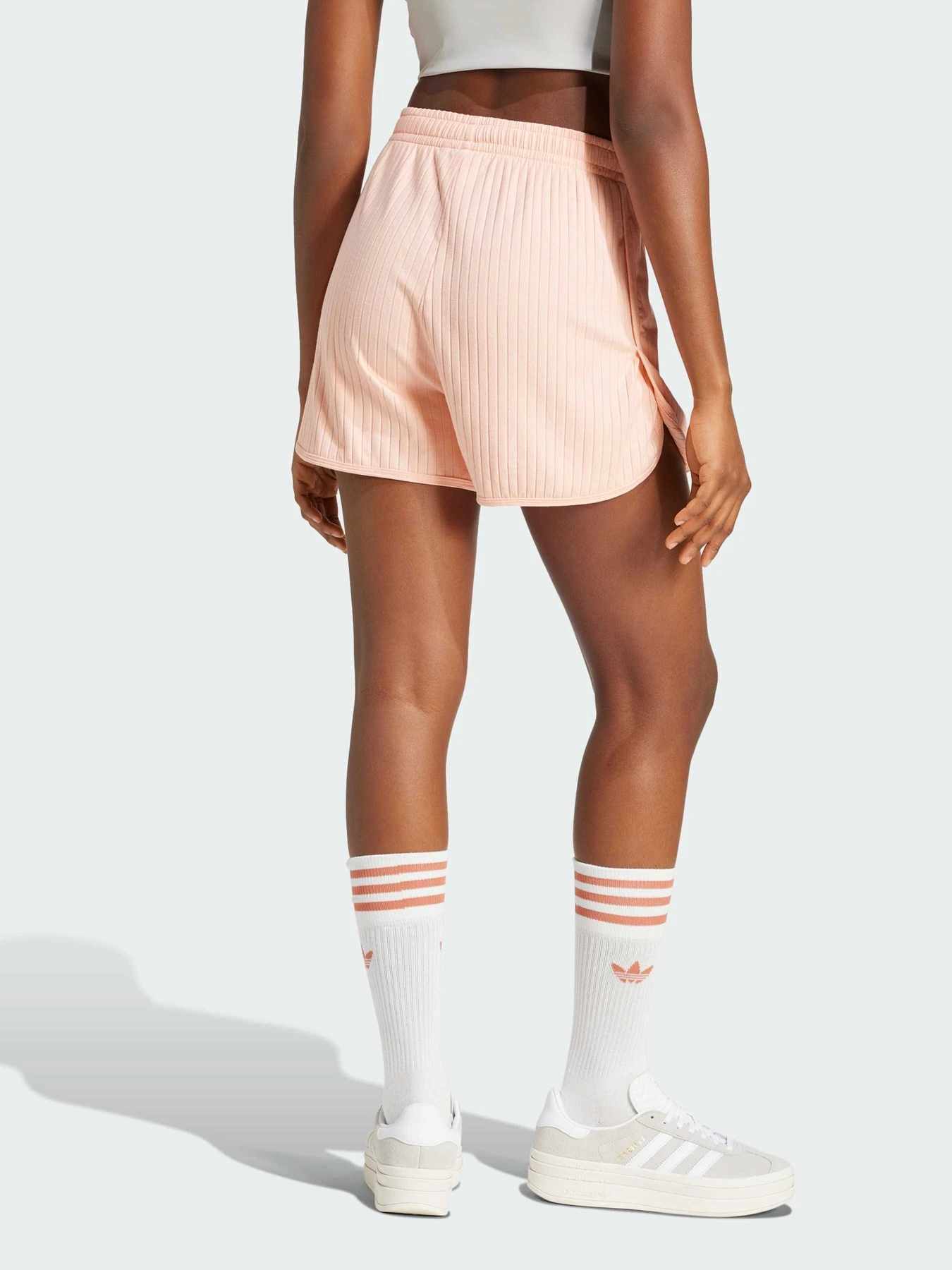 Шорты Adidas модель JD5165 Шорты Adidas модель JD5165 Фото