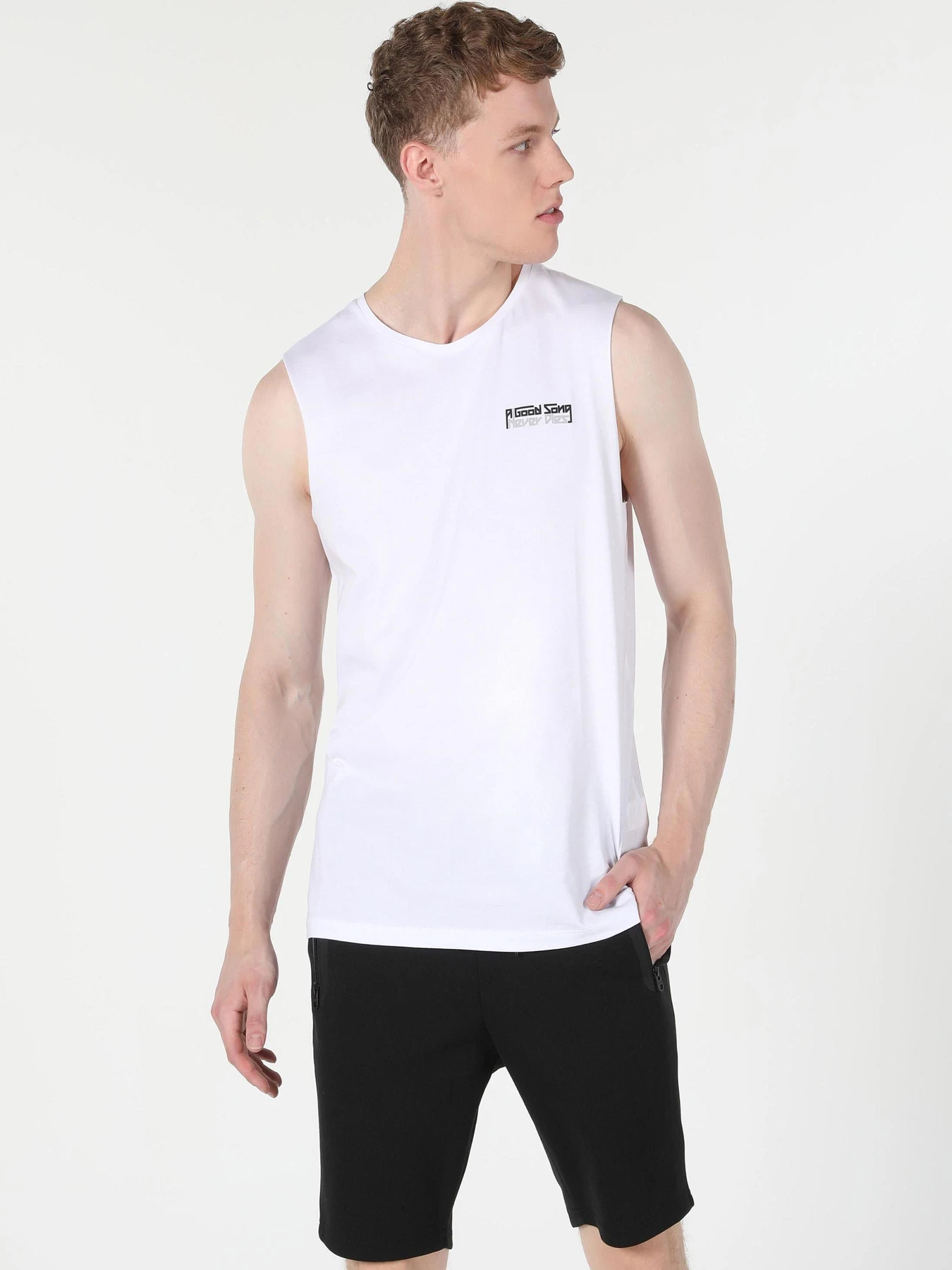 Футболки и поло Colin’s модель CL1057744_Q1.V1_WHT Фото