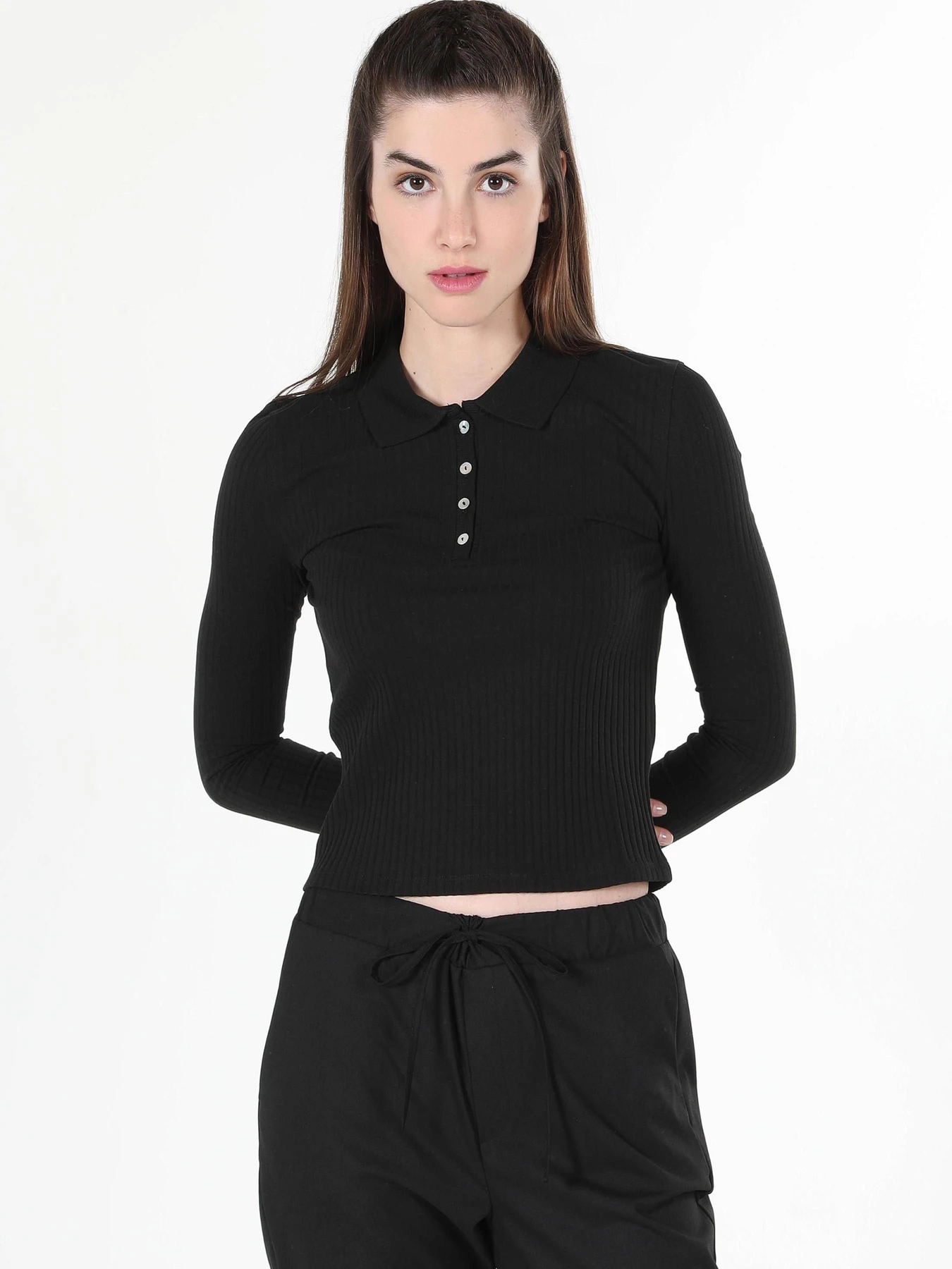 Худи и свитшоты Colin’s модель CL1060592_Q1.V1_BLK Фото