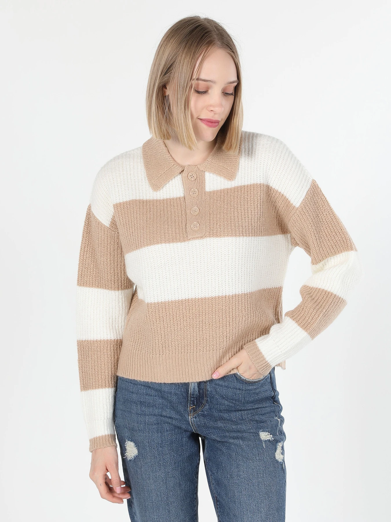Худи и свитшоты Colin’s модель CL1060693_Q1.V1_ECR Фото