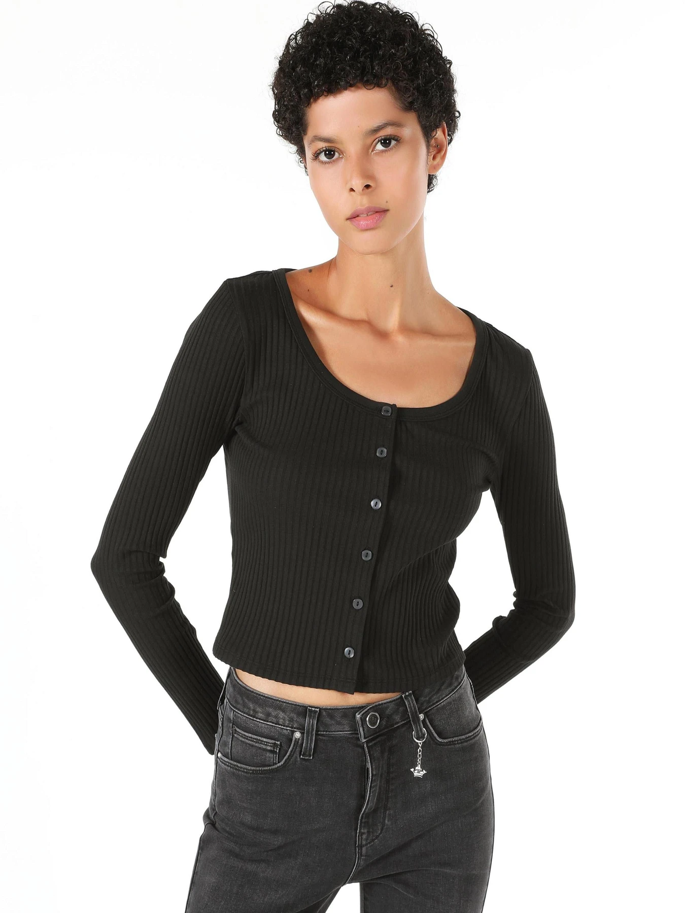 Худи и свитшоты Colin’s модель CL1060272_Q1.V1_BLK Фото