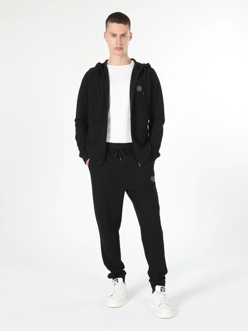 Худи и свитшоты Colin’s модель CL1060263_Q1.V1_BLK Фото