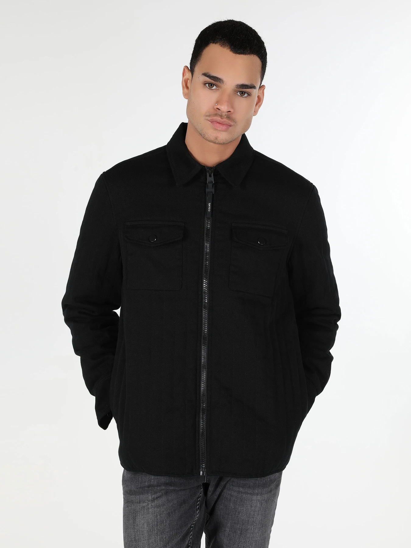 Куртки и дубленки Colin’s модель CL1062534_Q1.V1_BLK Фото