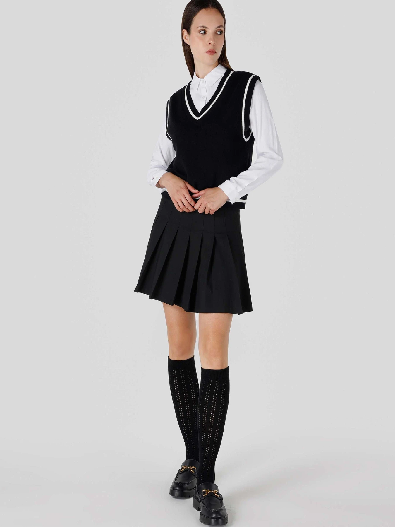 Худі та світшоти Colin’s модель CL1065258_Q1.V1_BLK Фото