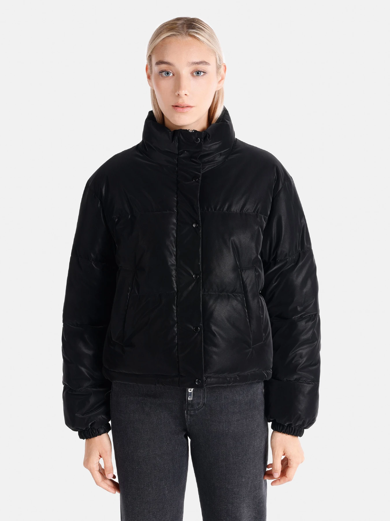 Куртки и дубленки Colin’s модель CL1065777_Q1.V1_BLK Фото