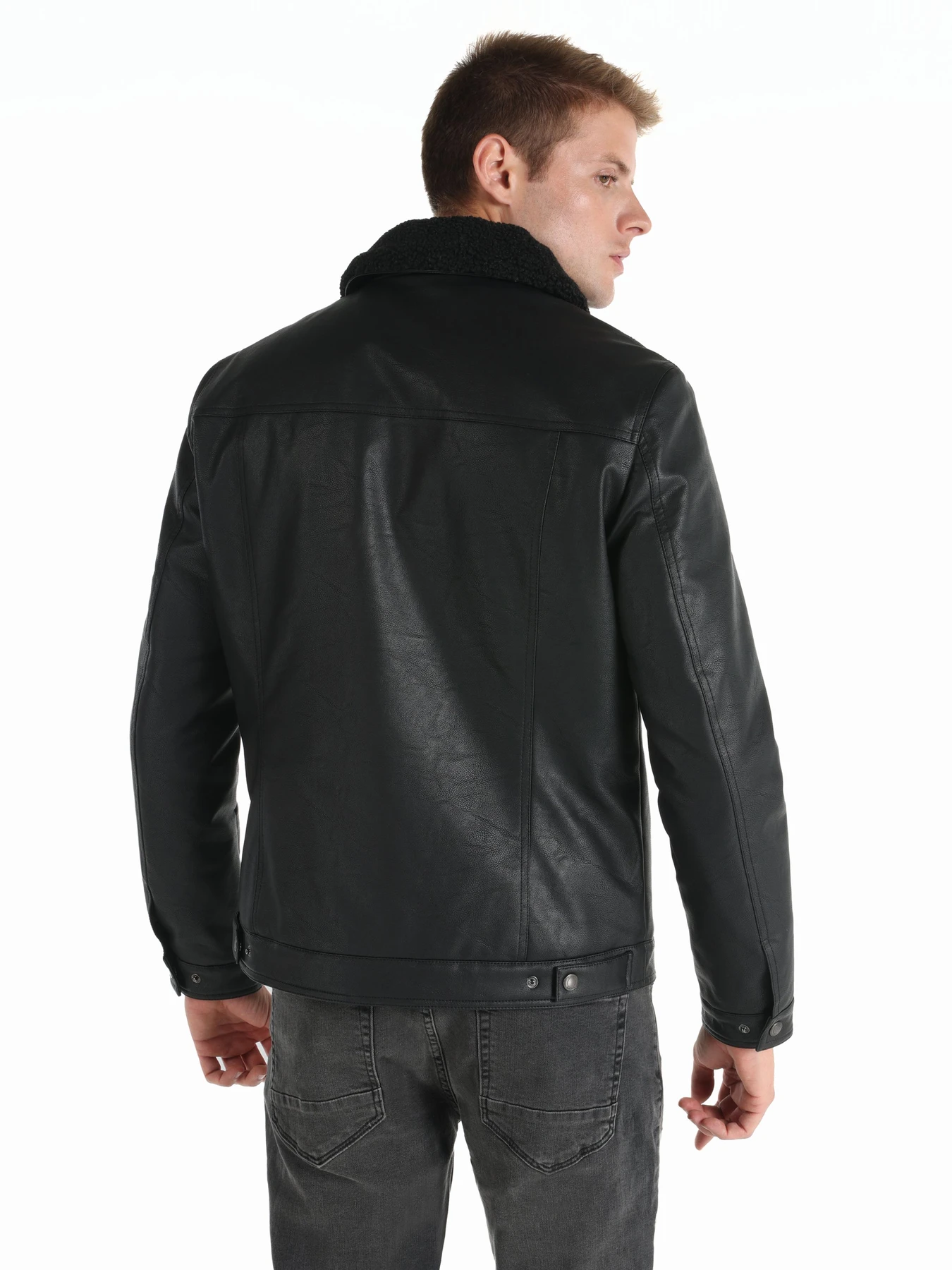 Куртки и дубленки Colin’s модель CL1065805_Q1.V1_BLK Фото