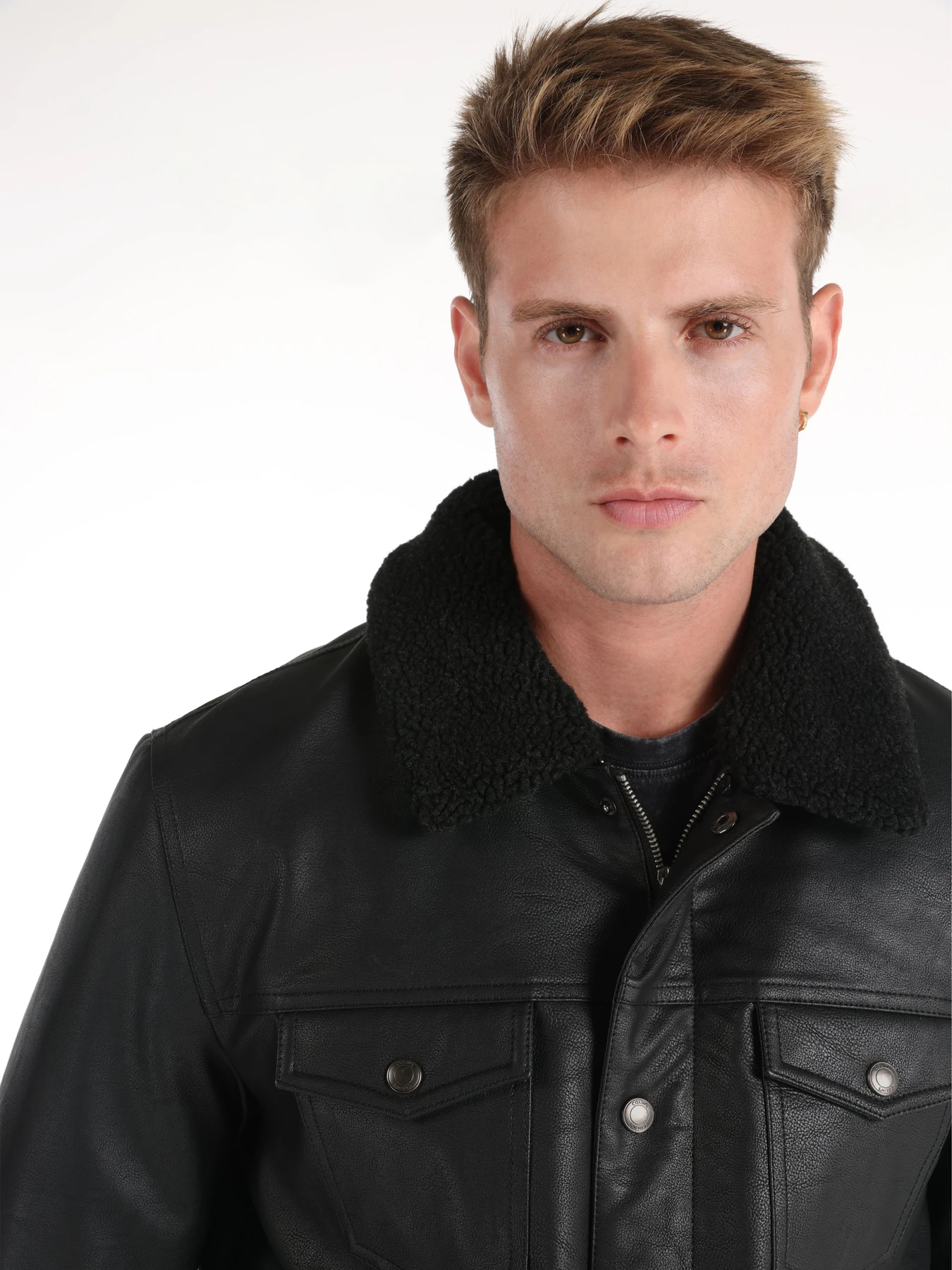Куртки и дубленки Colin’s модель CL1065805_Q1.V1_BLK Фото