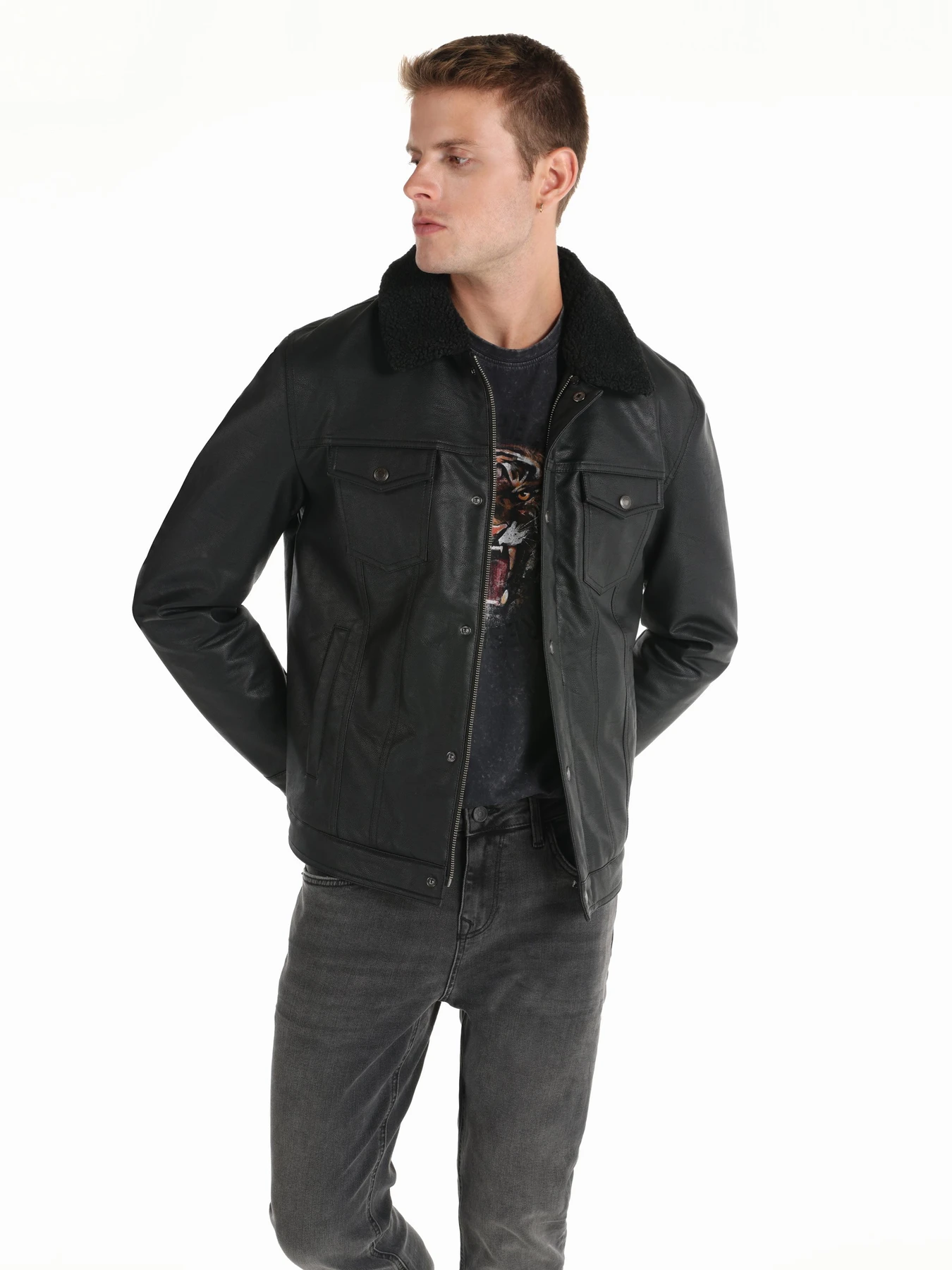 Куртки и дубленки Colin’s модель CL1065805_Q1.V1_BLK Фото