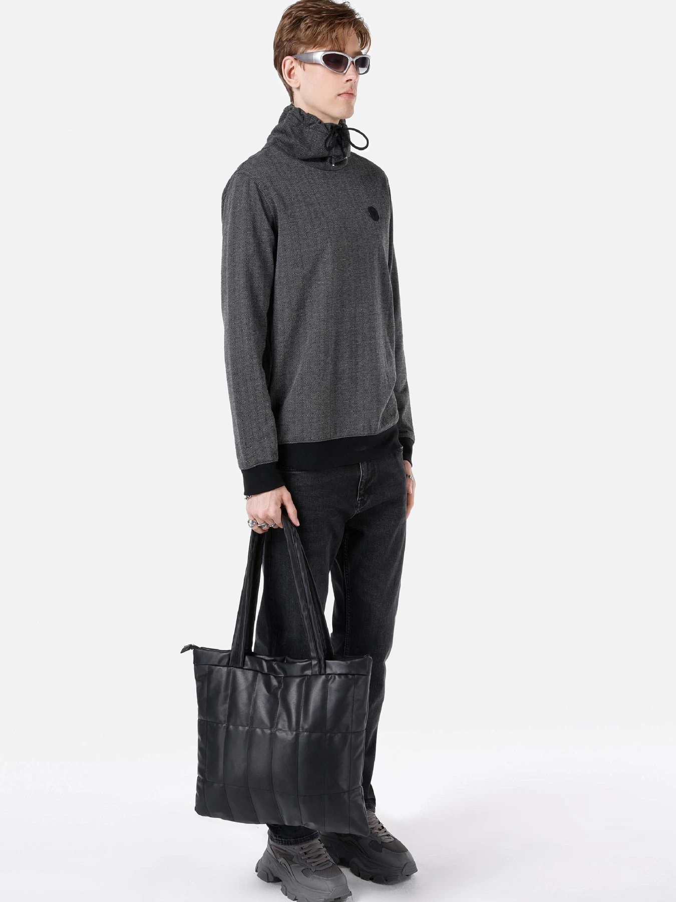 Худи и свитшоты Colin’s модель CL1064825_Q1.V1_BLK Фото