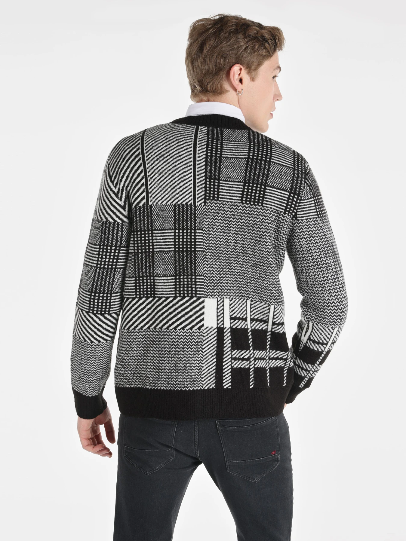 Худи и свитшоты Colin’s модель CL1065744_Q1.V1_BLK Фото