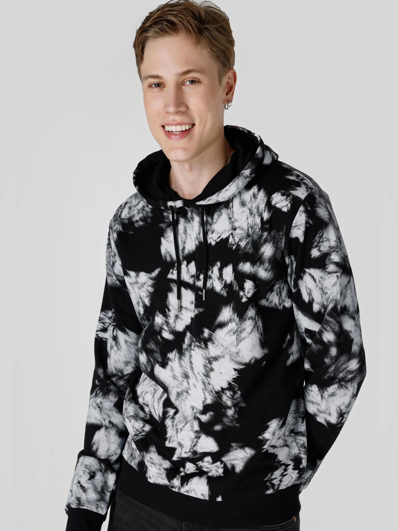Худі та світшоти Colin’s модель CL1064786_Q1.V1_BLK Фото