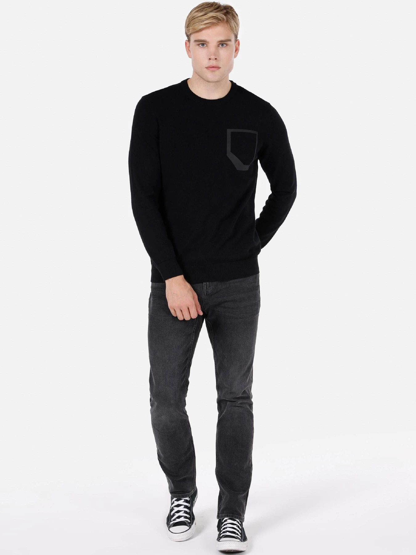 Худи и свитшоты Colin’s модель CL1072468_Q1.V1_BLK Фото