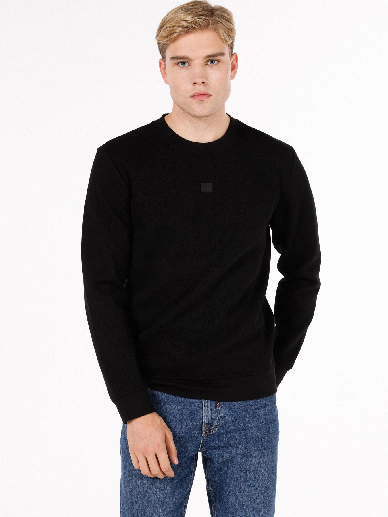 Худи и свитшоты Colin’s модель CL1072312_Q1.V1_BLK Фото