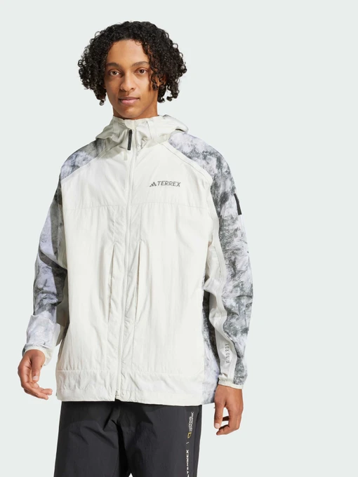 Куртки и дубленки Adidas модель JD5838 Фото