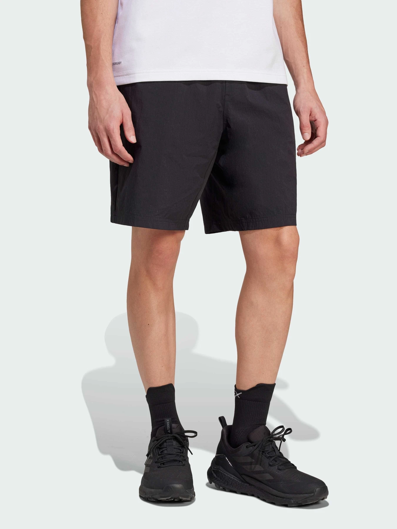 Шорты Adidas модель JD5845 Шорты Adidas модель JD5845 Фото