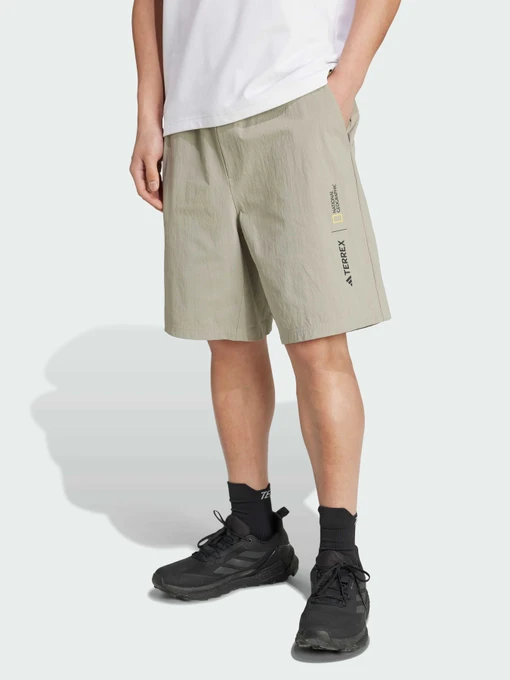 Шорты Adidas модель JD5844 Фото