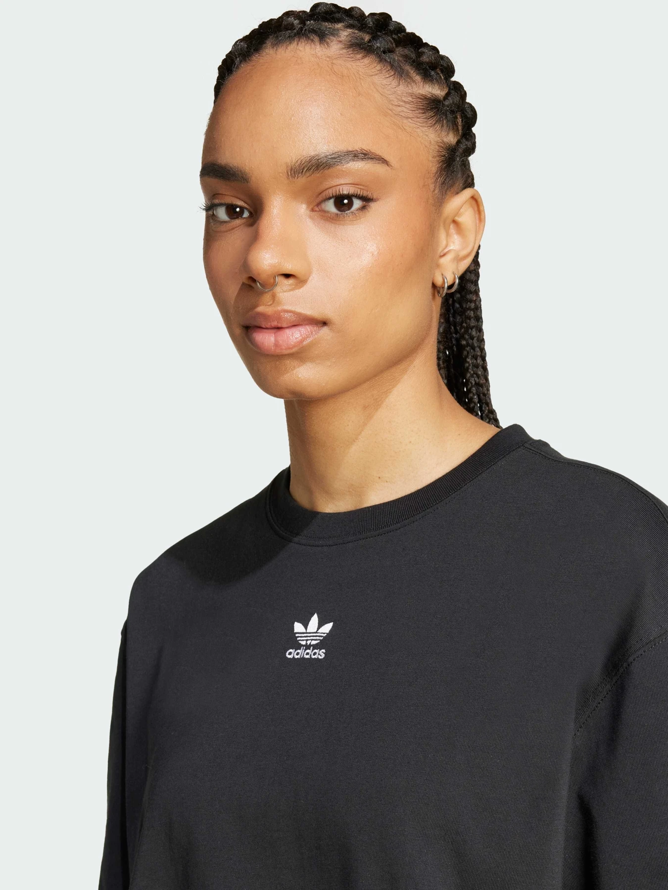 Футболки і поло Adidas модель IW5706 Футболки і поло Adidas модель IW5706 Фото