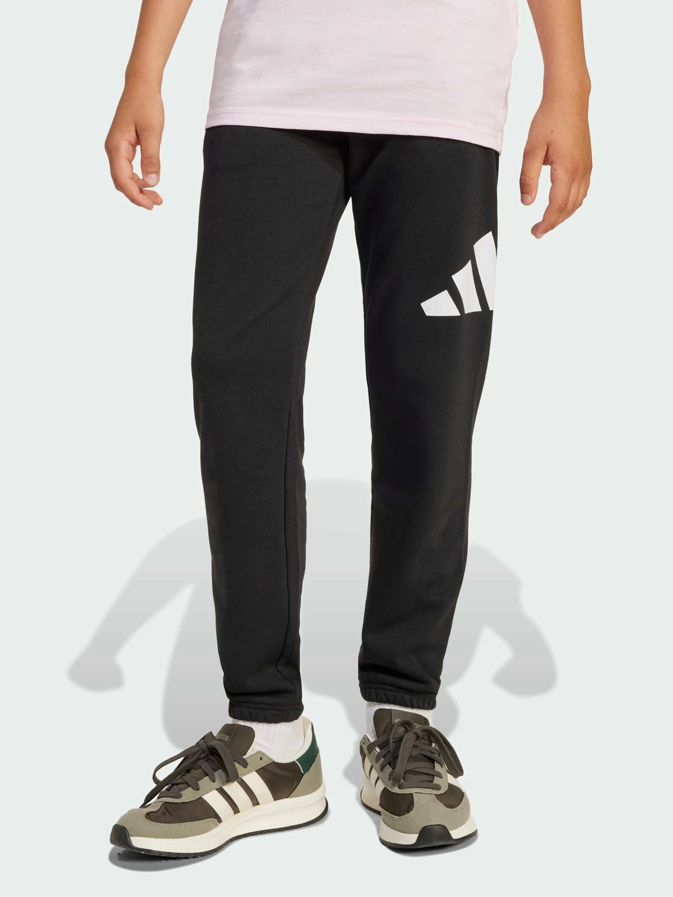 Брюки Adidas модель JD2090 Брюки Adidas модель JD2090 Фото