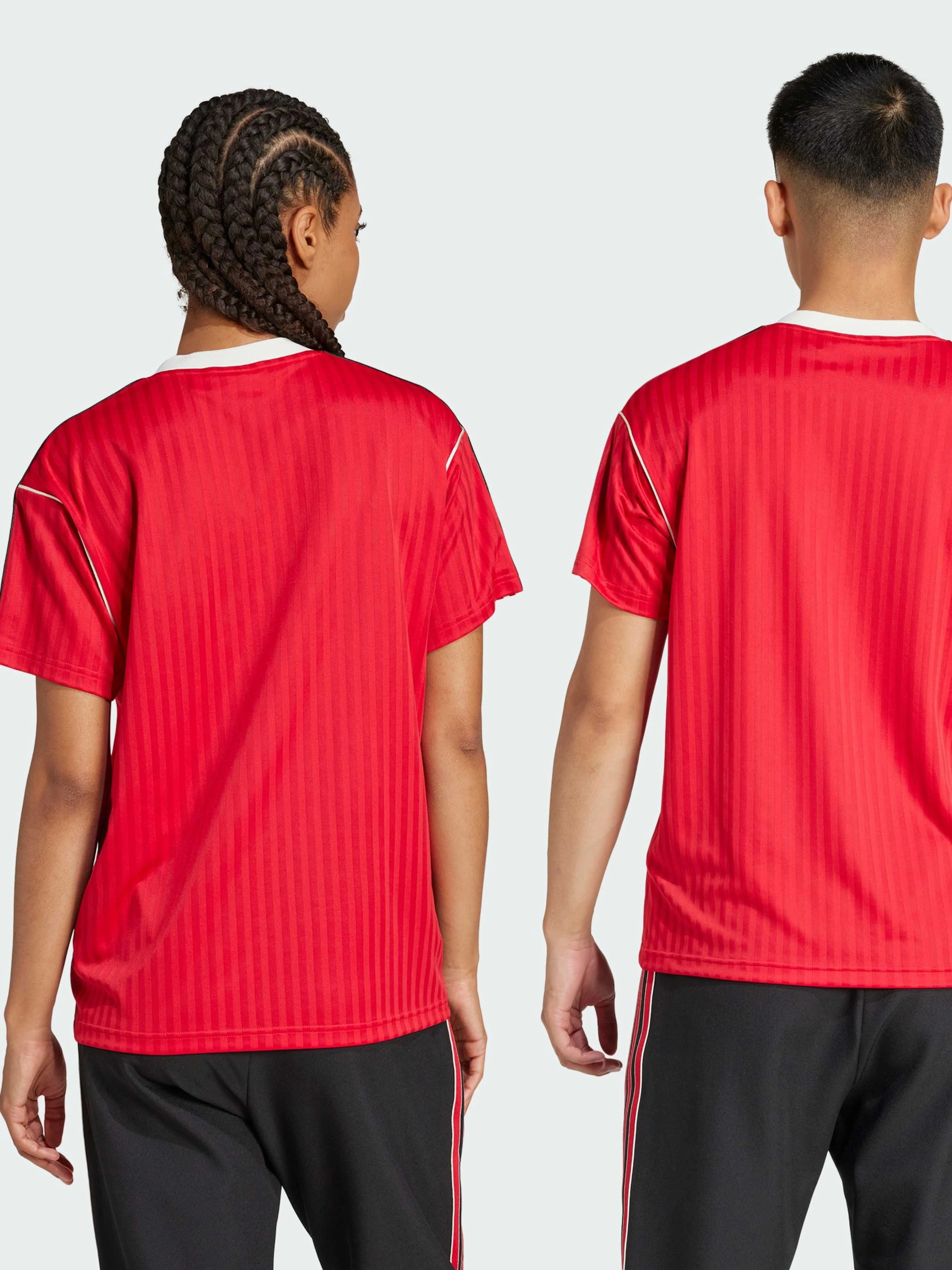 Жіноча Футболка adidas фото 2