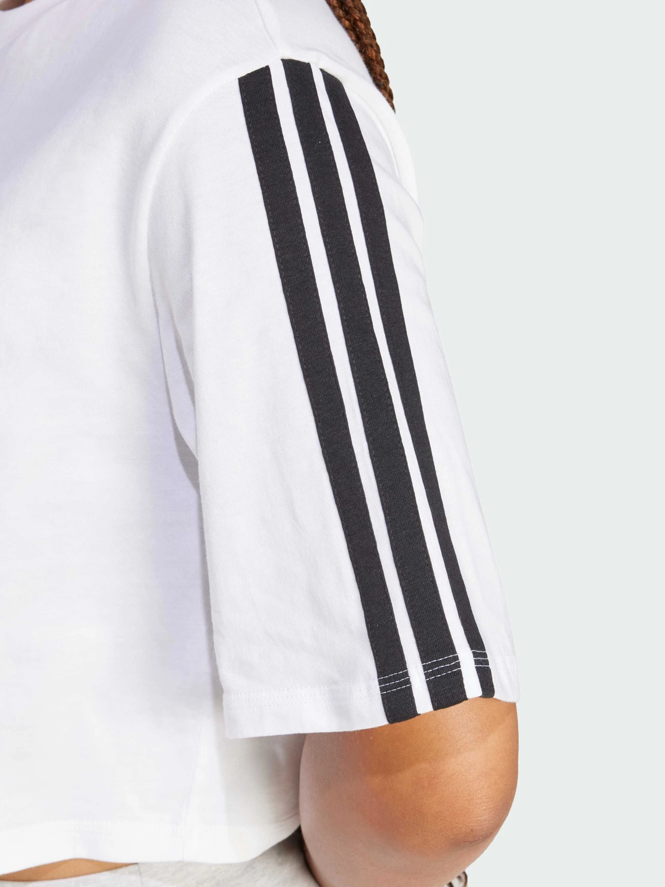 Футболки и поло Adidas модель JD4999 Футболки и поло Adidas модель JD4999 Фото