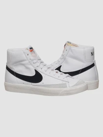 Кроссовки NIKE Nike Blazer Mid '77 Vintage (BQ6806-100) модель BQ6806-100 Фото