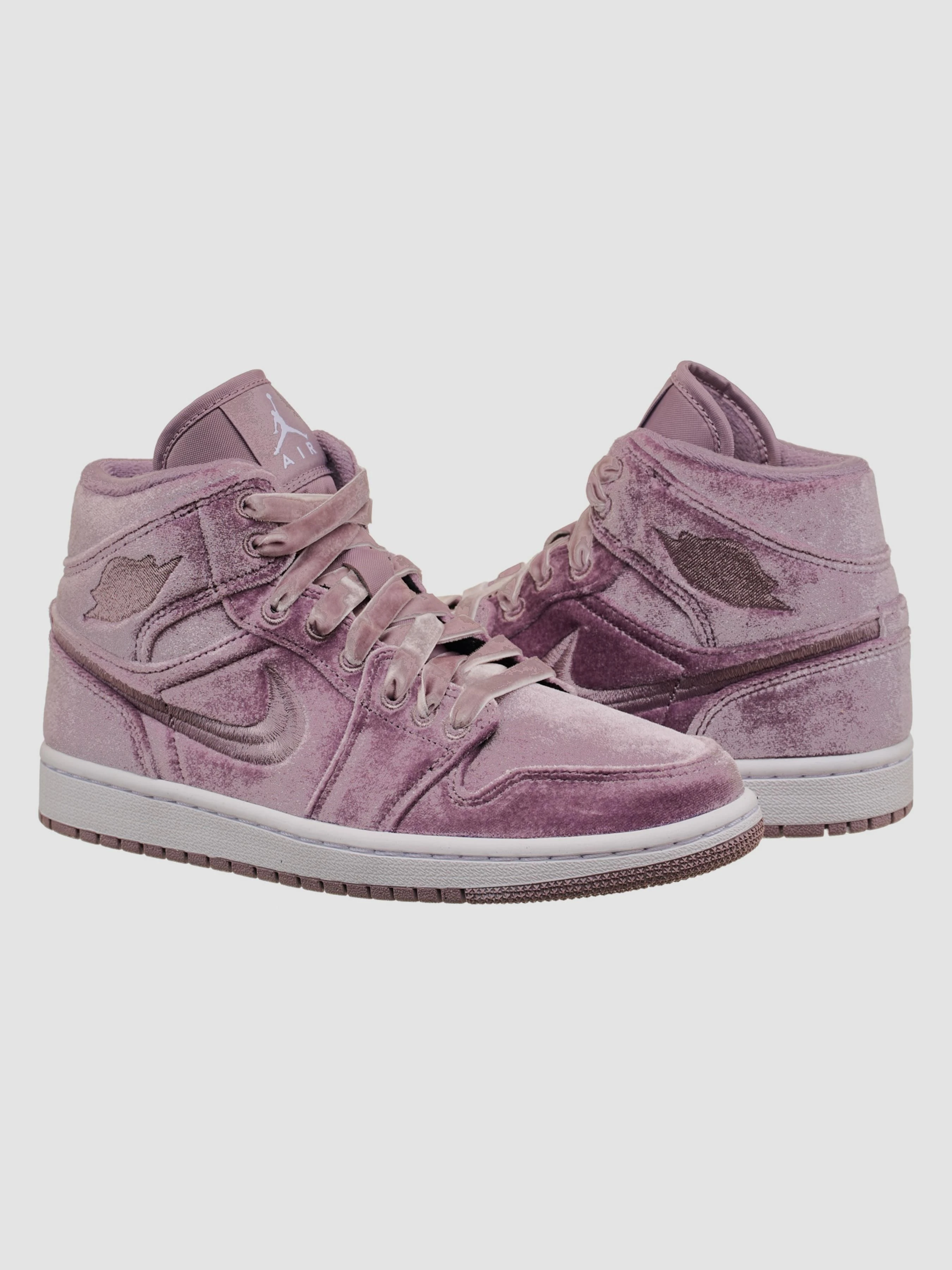 Жіночі Кросівки повсякденні Jordan Air 1 Mid Se фото 2