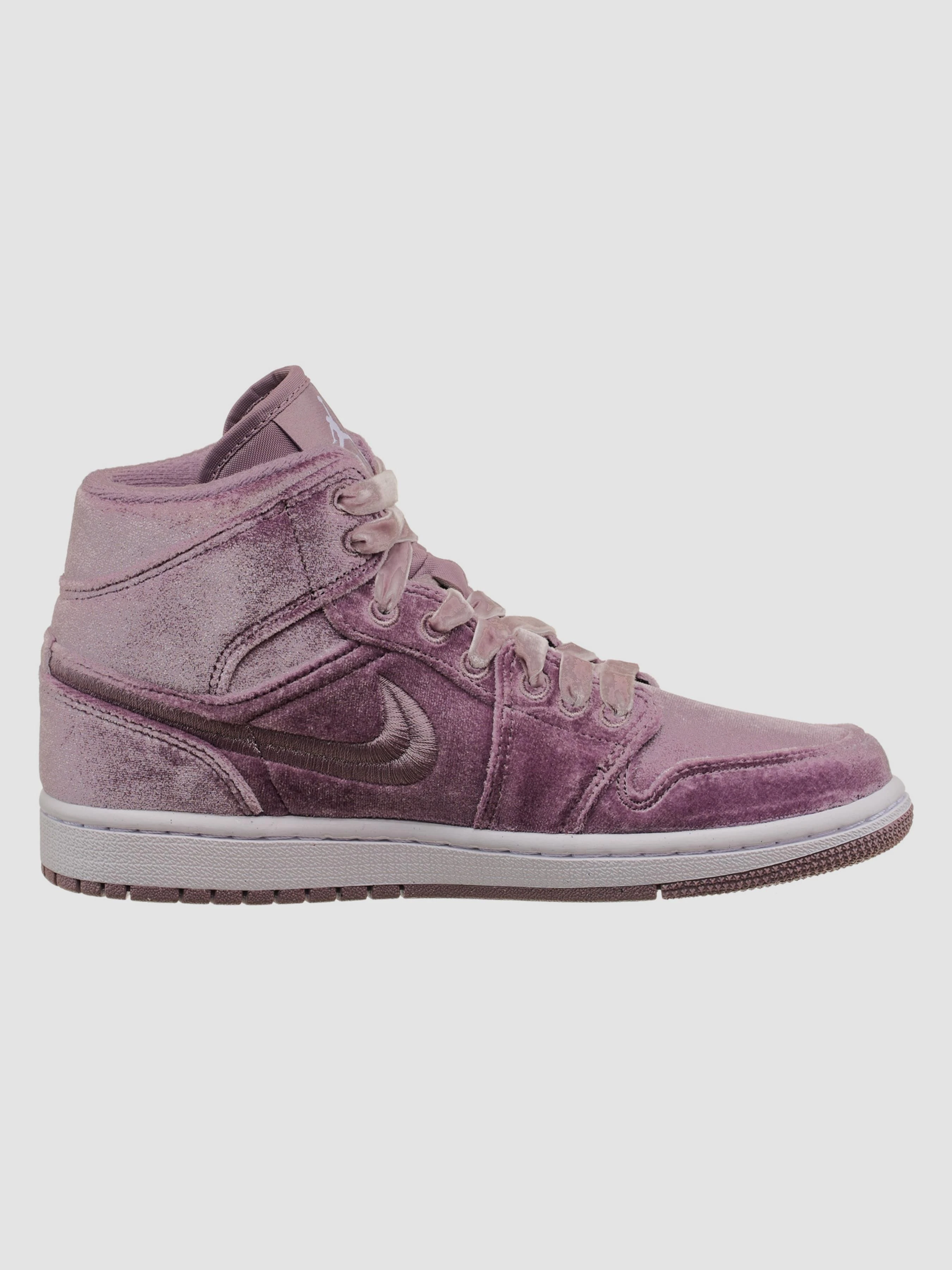 Жіночі Кросівки повсякденні Jordan Air 1 Mid Se фото 3