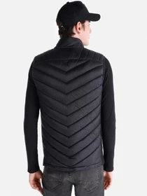 Куртки и дубленки Colin’s модель CL1045390_Q1.V1_BLK Фото