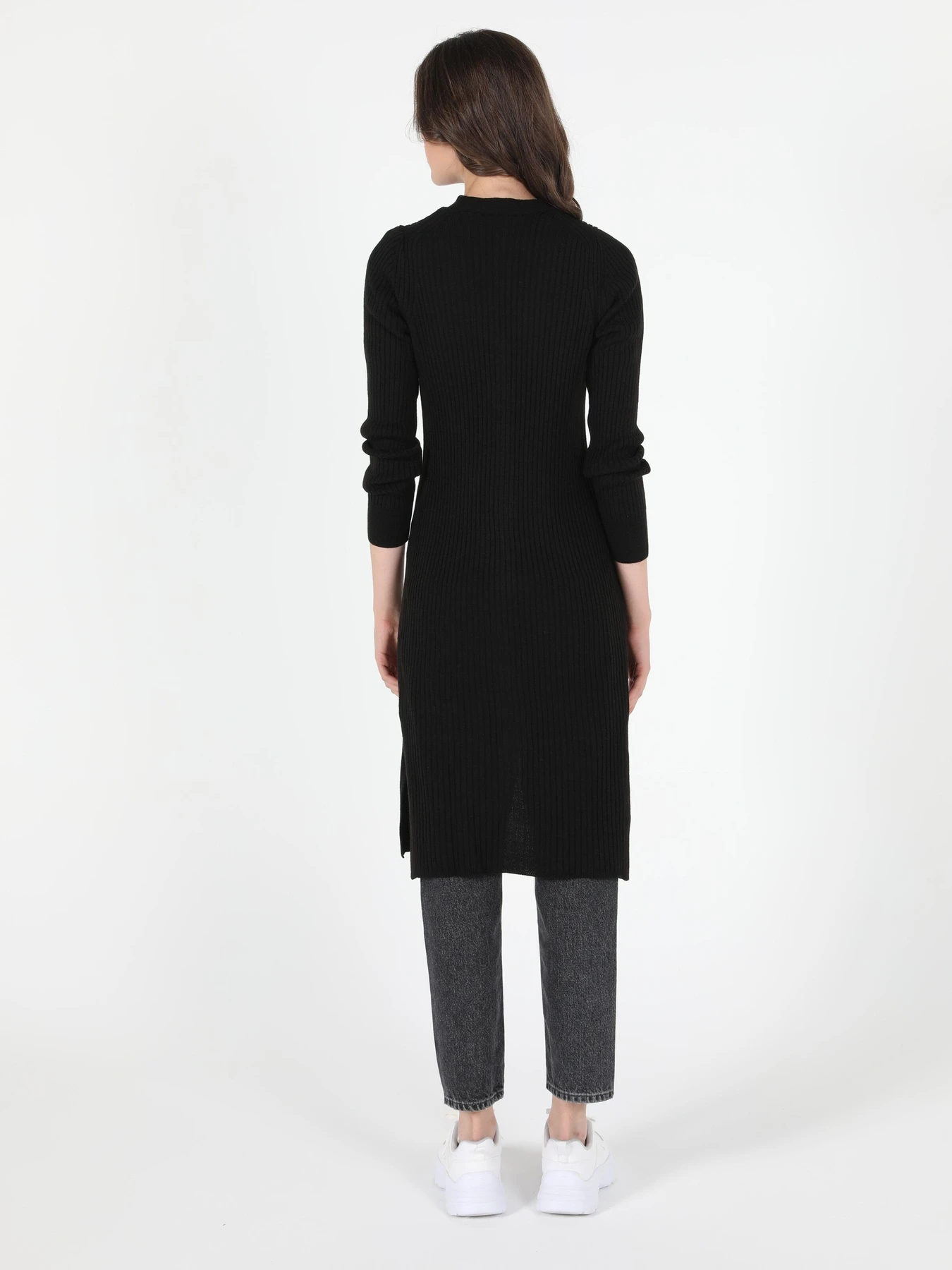 Худи и свитшоты Colin’s модель CL1050577_Q1.V1_BLK Фото