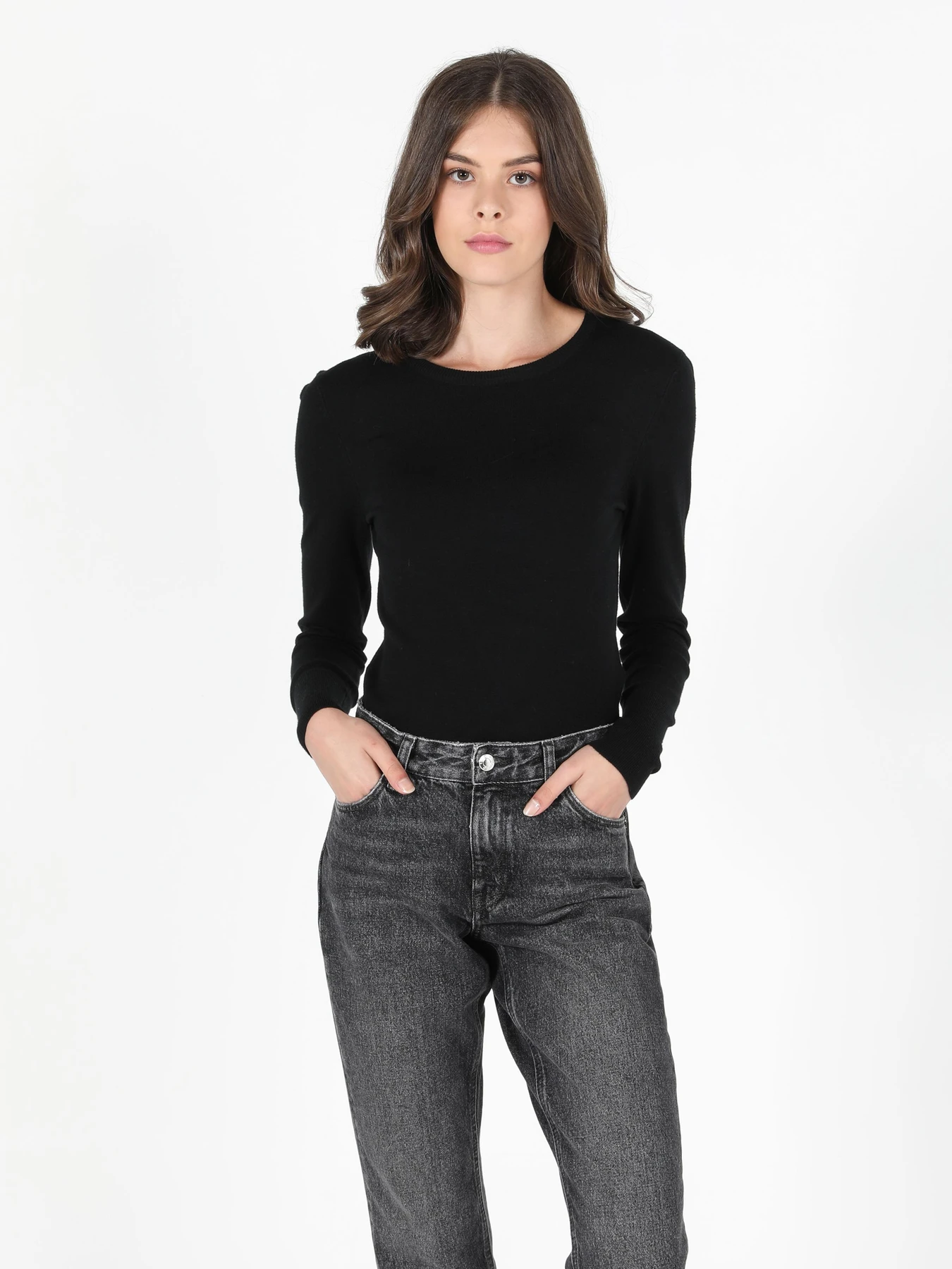 Худи и свитшоты Colin’s модель CL1051086_Q1.V1_BLK Фото