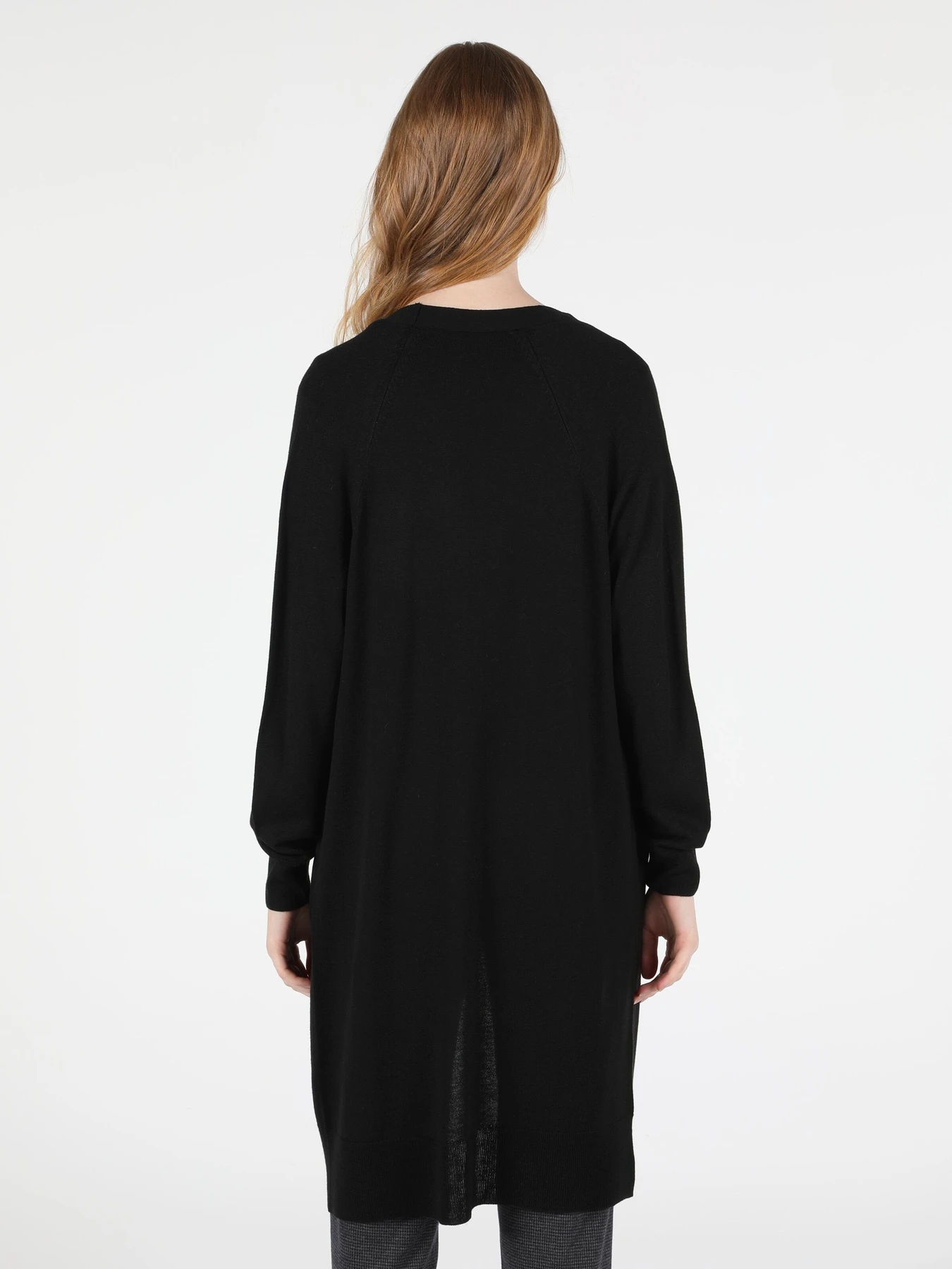 Худи и свитшоты Colin’s модель CL1050370_Q1.V1_BLK Фото