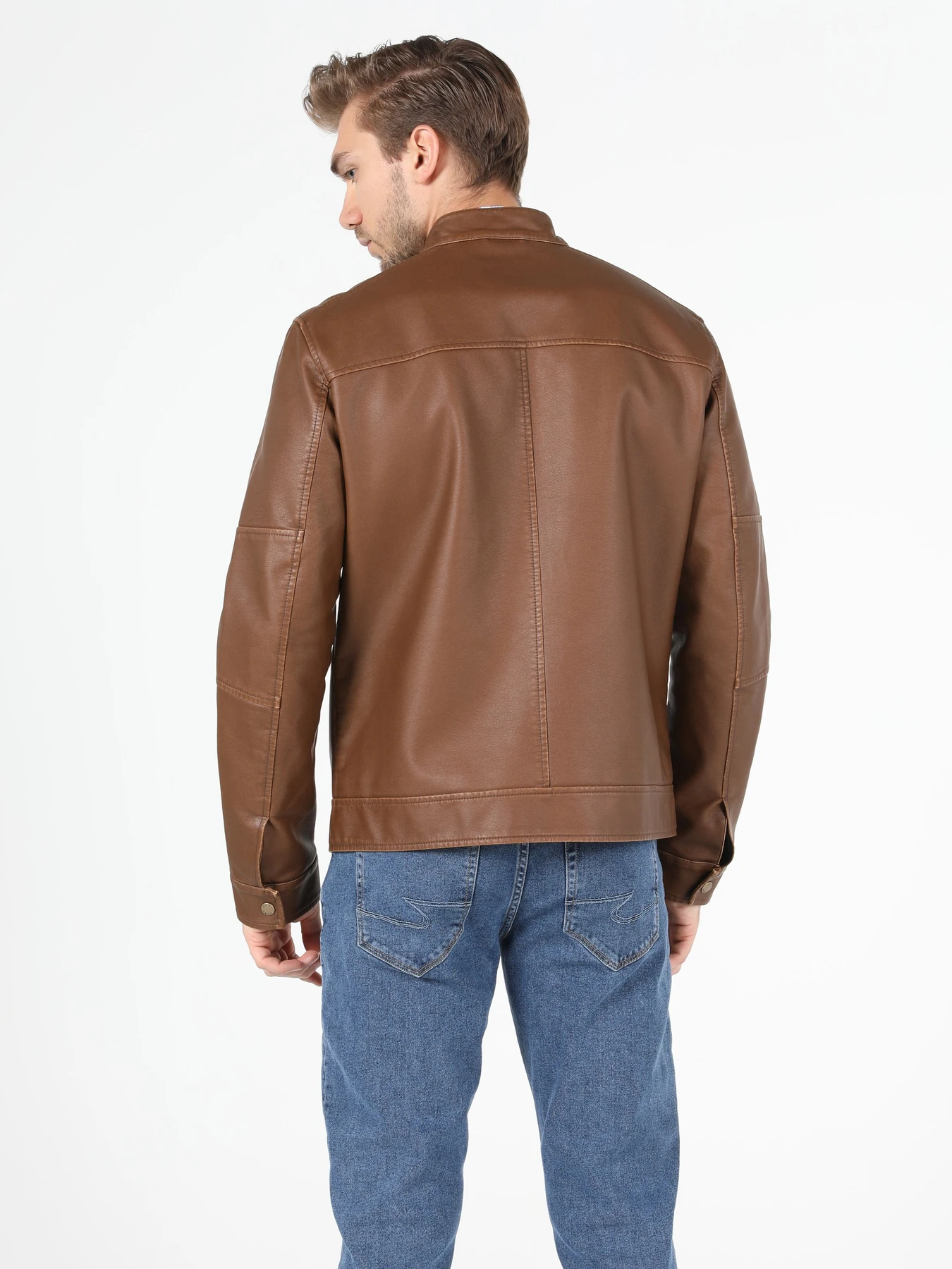 Куртки и дубленки Colin’s модель CL1050093_Q1.V1_BRW Фото