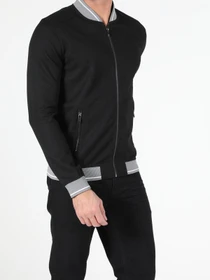 Куртки и дубленки Colin’s модель CL1052987_Q1.V1_BLK Фото