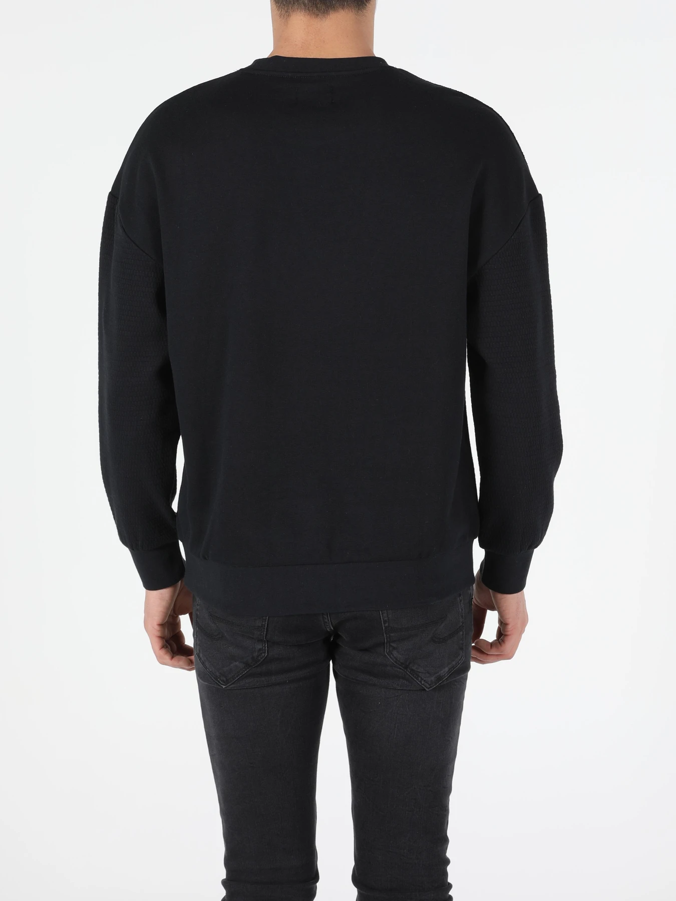 Худи и свитшоты Colin’s модель CL1050660_Q1.V1_BLK Фото