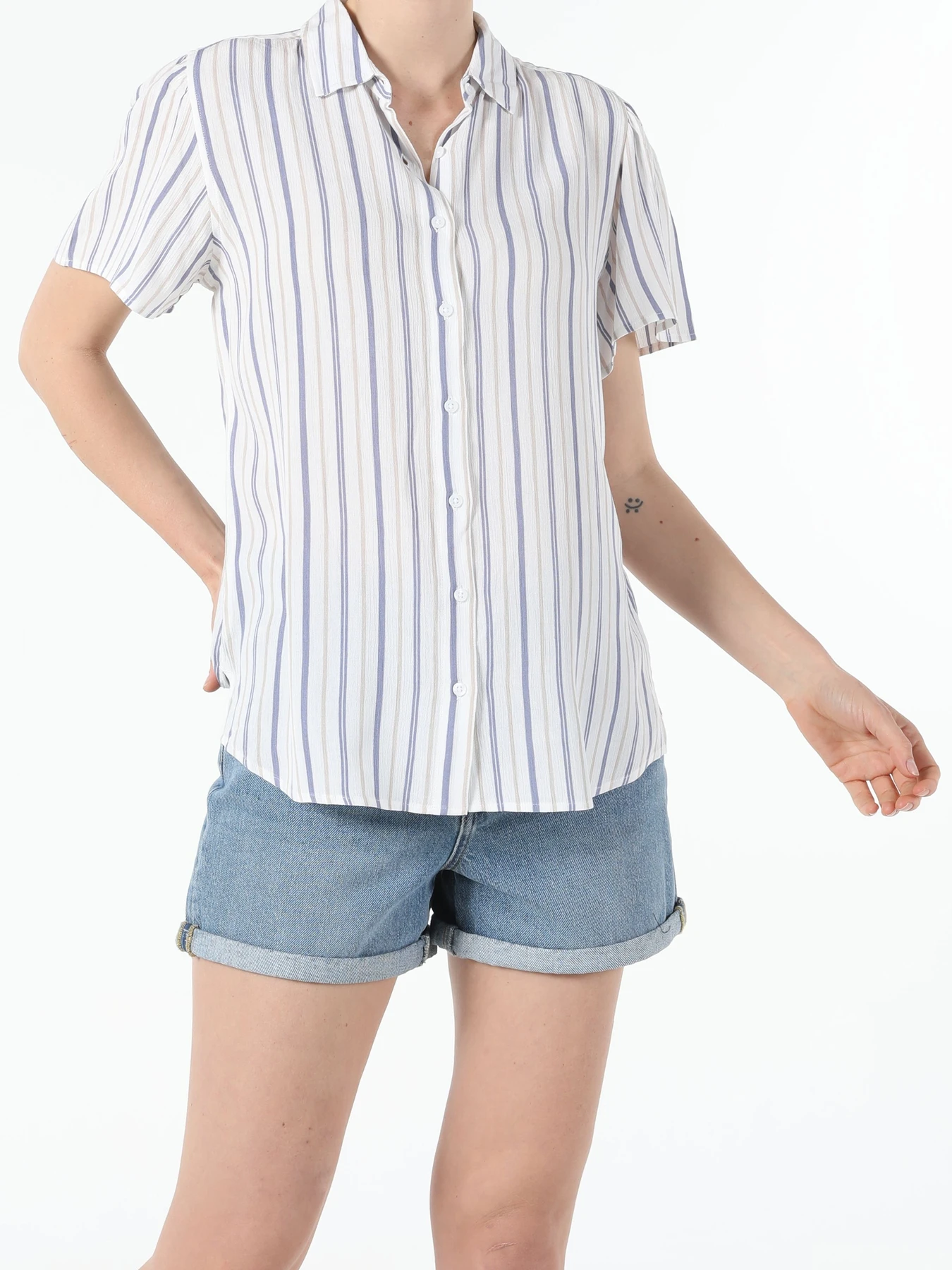 Рубашки Colin’s модель CL1054182_Q1.V1_WHT Фото