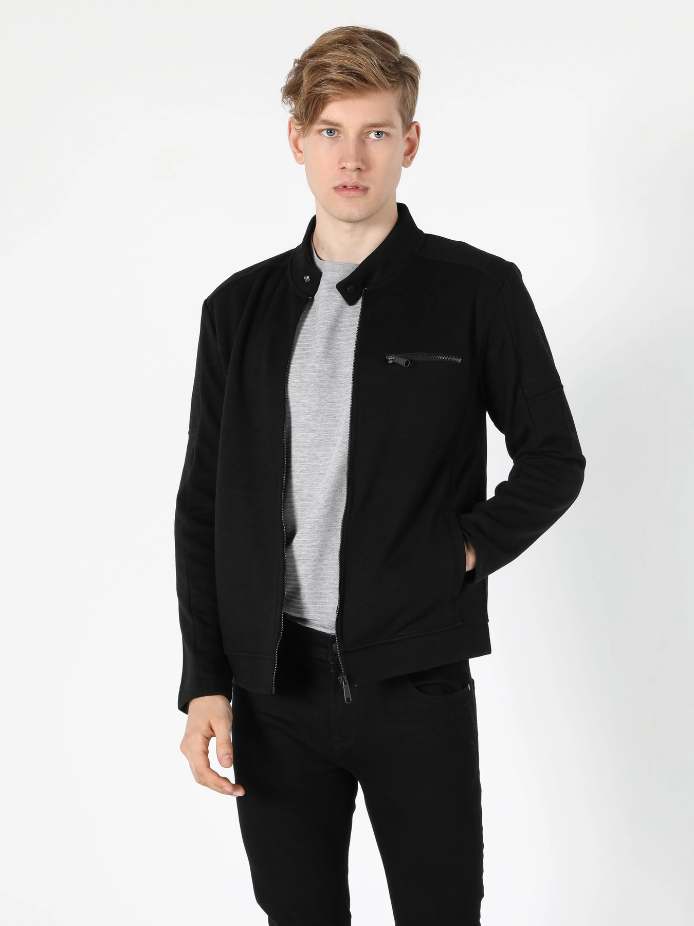 Куртки и дубленки Colin’s модель CL1055171_Q1.V1_BLK Фото