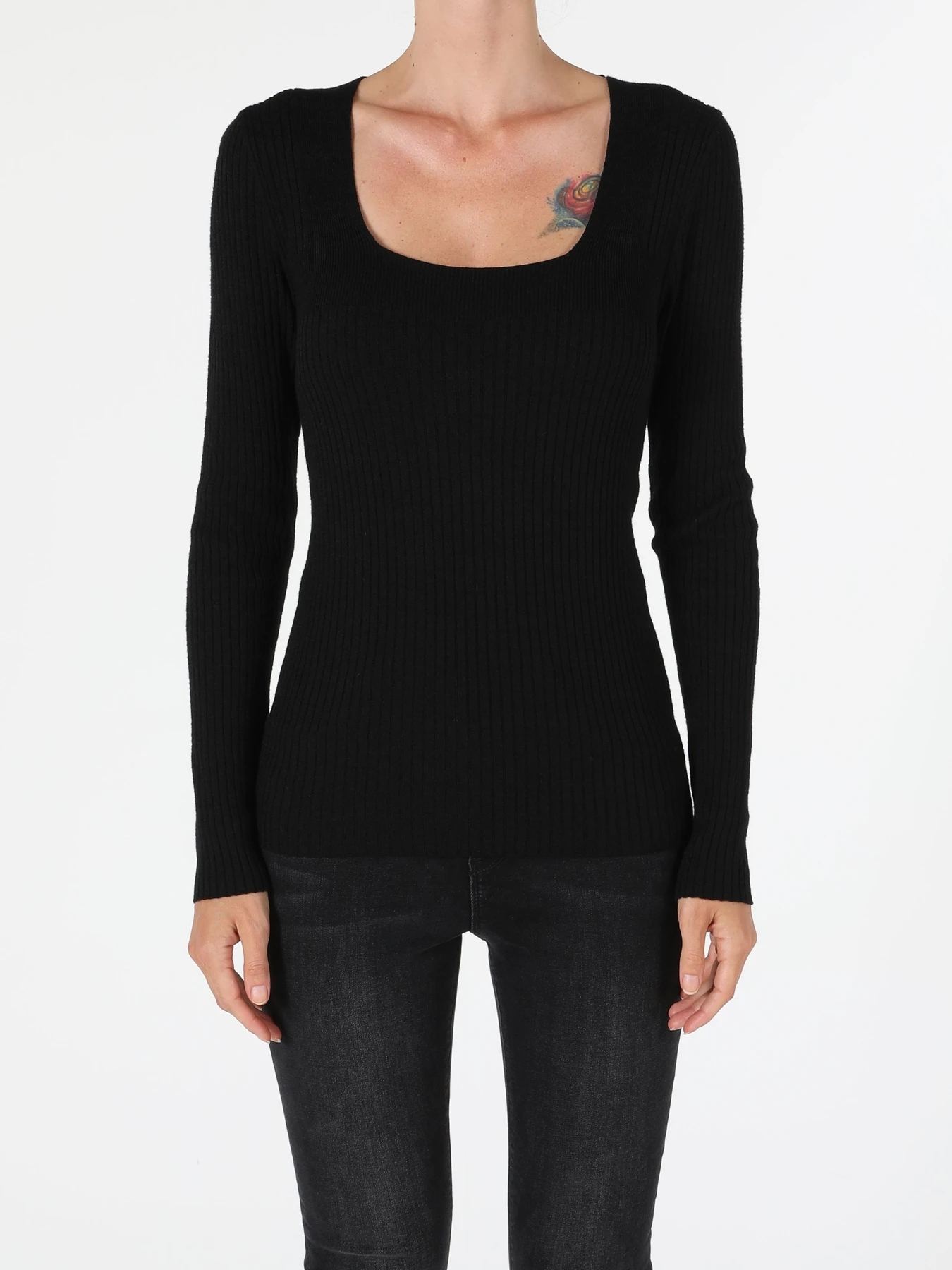 Худи и свитшоты Colin’s модель CL1055270_Q1.V1_BLK Фото