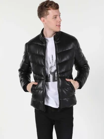Куртки и дубленки Colin’s модель CL1055602_Q1.V1_BLK Фото