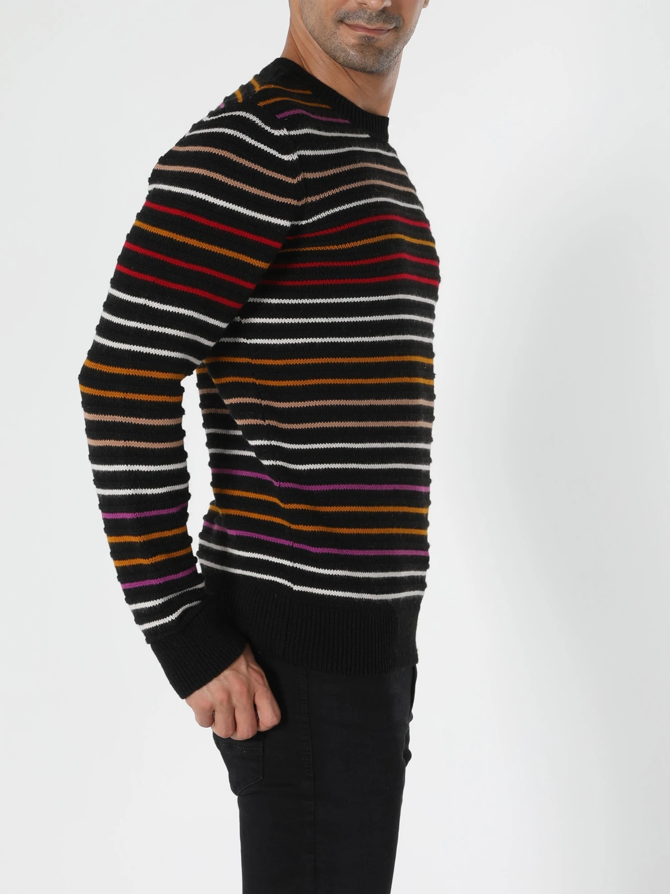 Худи и свитшоты Colin’s модель CL1056046_Q1.V1_BLK Фото