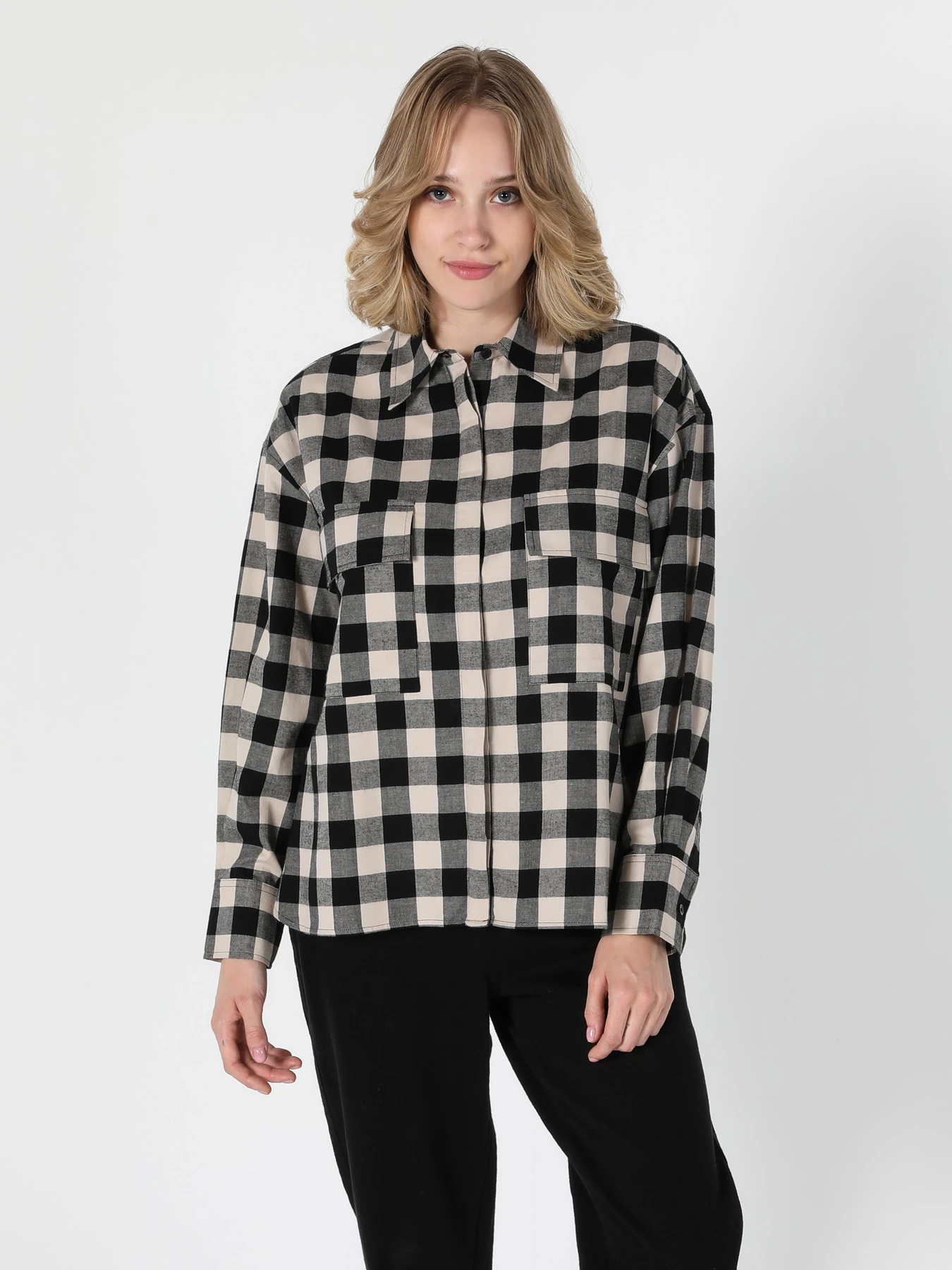 Сорочки Colin’s модель CL1055816_Q1.V1_BLK Фото