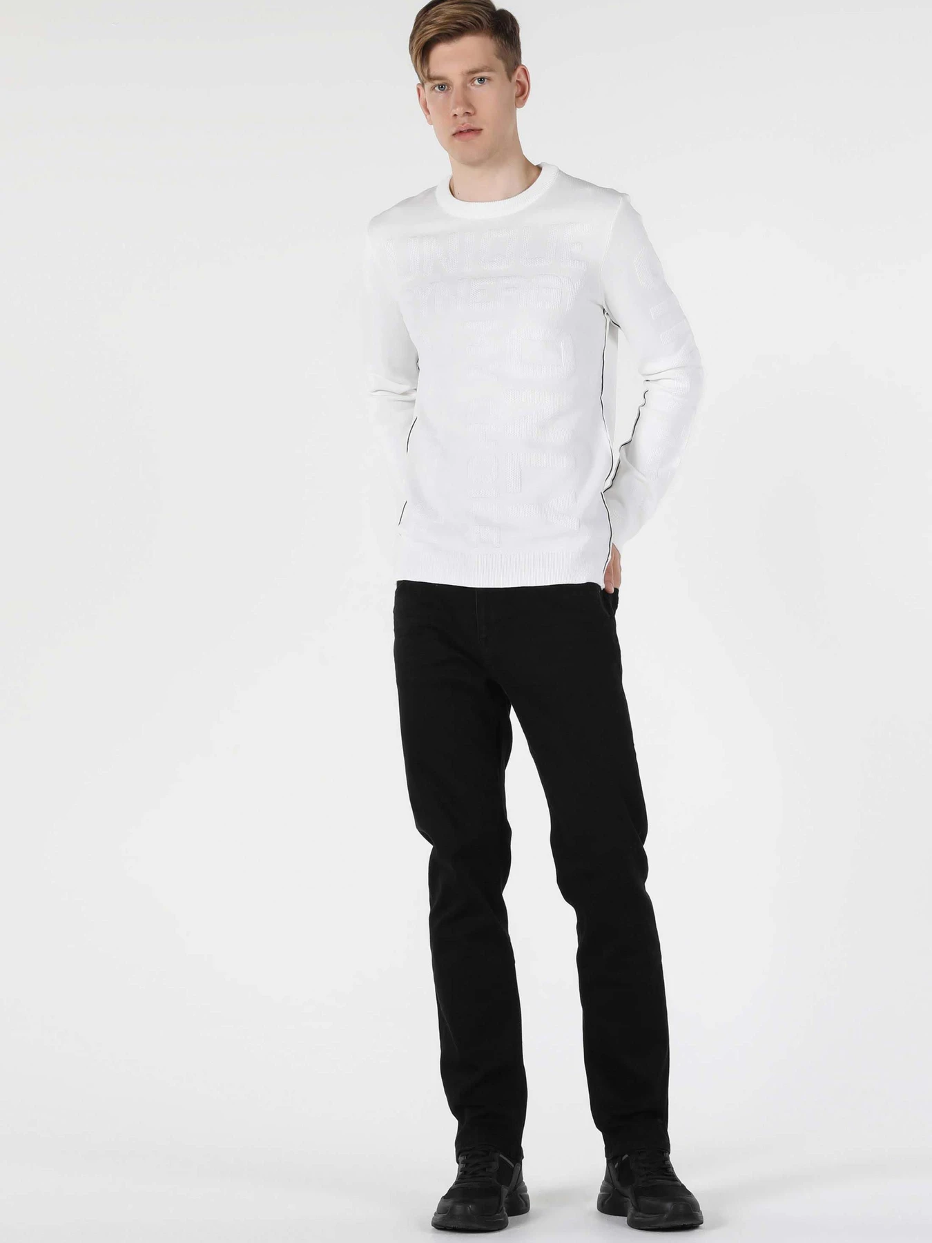 Худі та світшоти Colin’s модель CL1056649_Q1.V1_WHT Фото