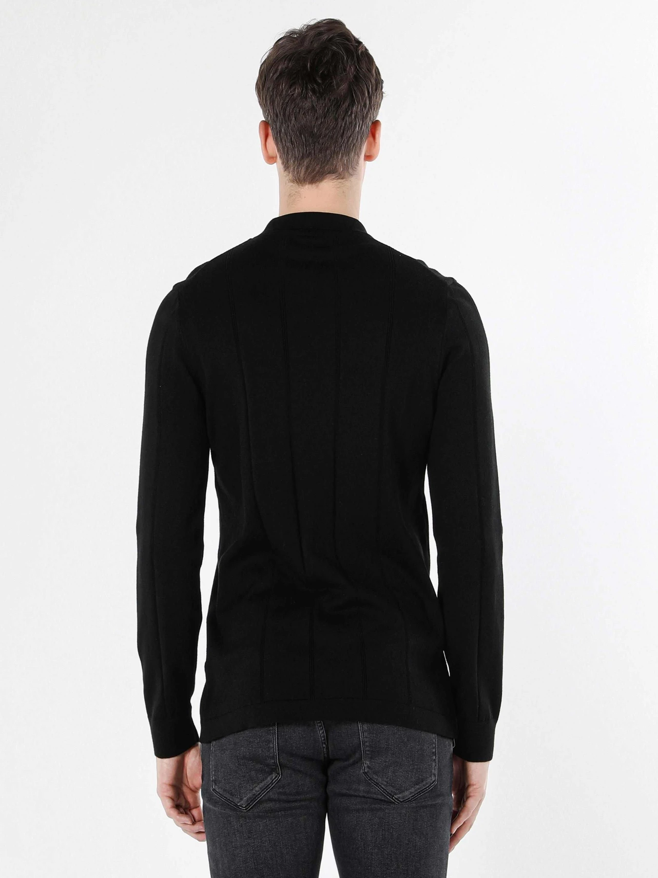 Худи и свитшоты Colin’s модель CL1056906_Q1.V1_BLK Фото