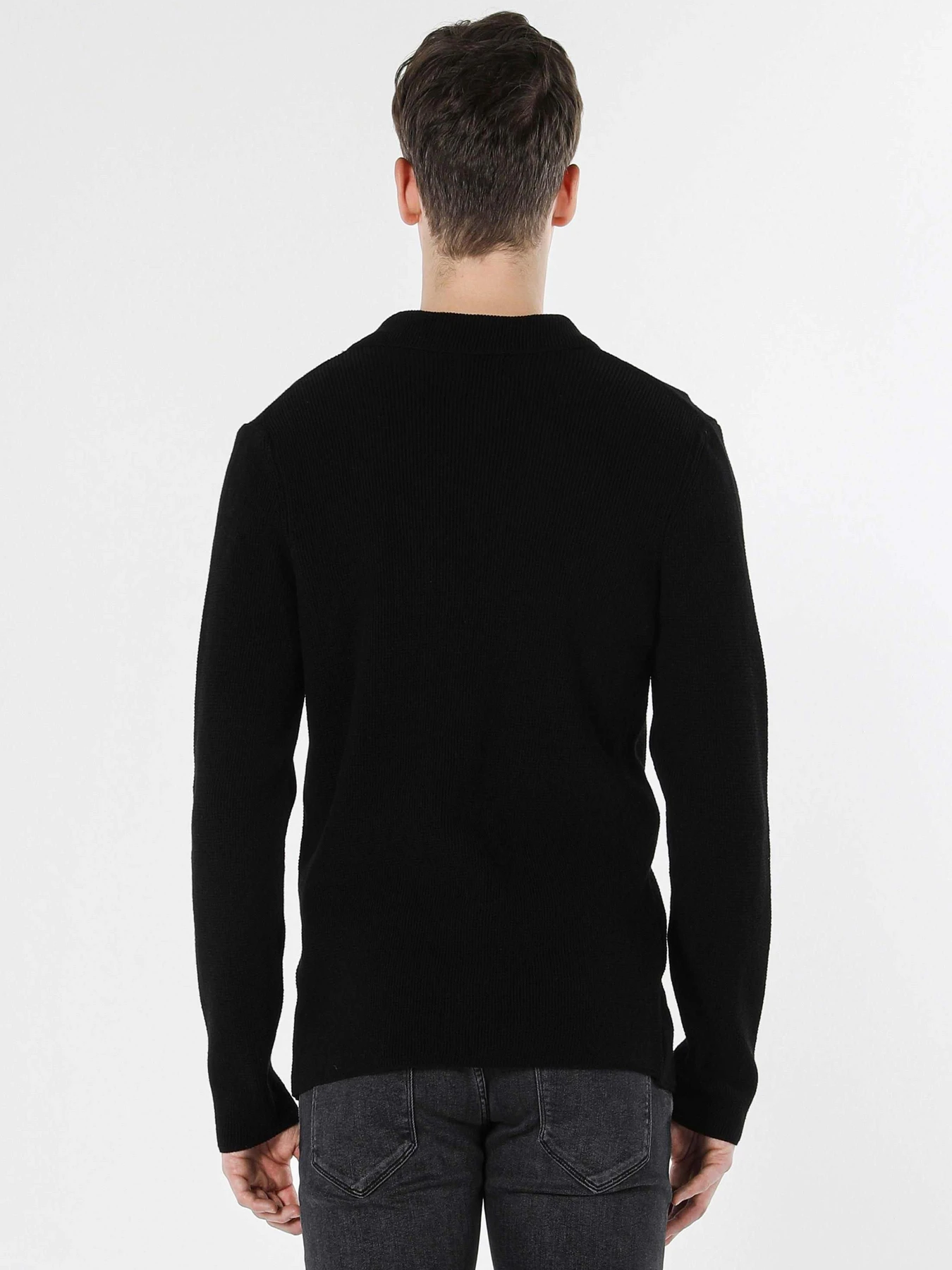 Худи и свитшоты Colin’s модель CL1057167_Q1.V1_BLK Фото